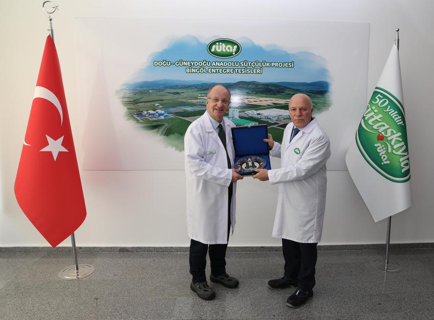 Erzurum Belediye Başkanı Sekmen, Sütaş'ı Ziyaret Etti