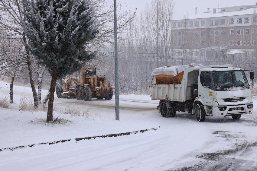 Şehirde Kar Yağışı Başladı