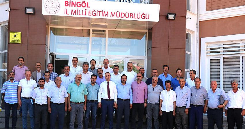 YÜCEL, MUHTARLARLA BİR ARAYA GELDİ