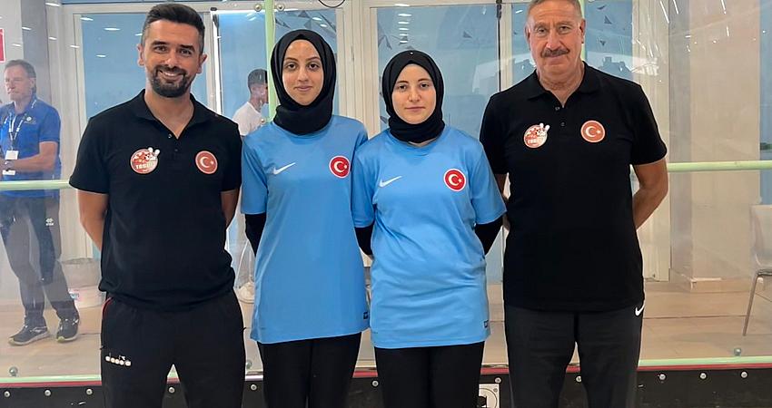 BİNGÖLLÜ KIZLAR YARI FİNALDE